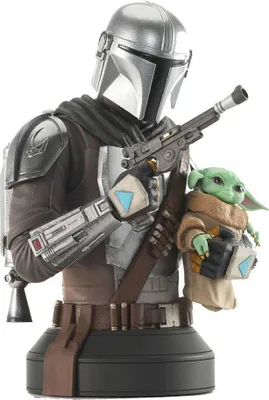 Produktbild von Star Wars: The Mandalorian with Grogu 15 cm