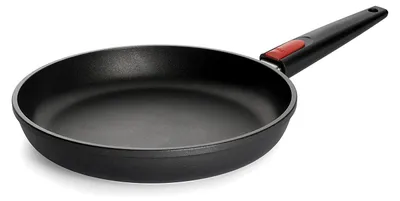Productafbeelding van 28 cm inductiekookpan met titanium coating