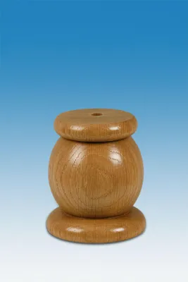 Produktbild von Holzfigur Untersatz für Kantenhocker HxT 9x8cm NEU