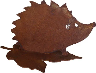 Produktbild von 440s Rost-Igel auf Ahornblatt-Platte ca. 13 cm H