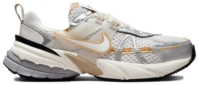 Produktbild von Nike V2K Run Khaki Metallic Silver (Women's) - EU 43