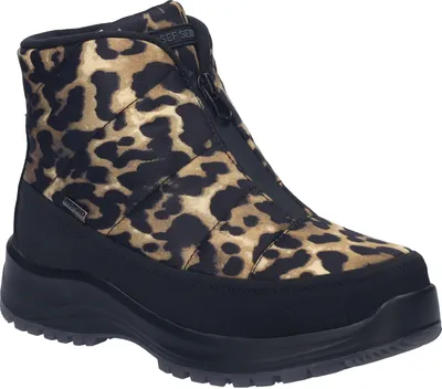 A single boot is shown from a front-diagonal view against a white background.
