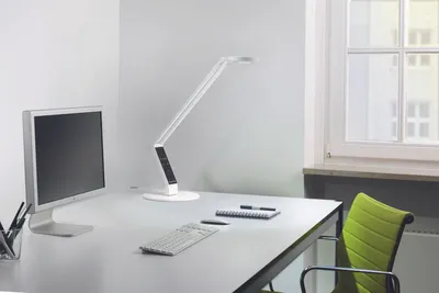 Produktbild von LUCTRA TABLE RADIAL/BASE LED Tischleuchte 680 lm Weiß
