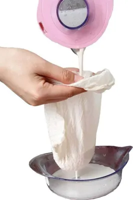 Obrázek produktu pro Sada dvou malých sáčků na sýr, rozměry 20x25 cm, opakovaně použitelnébavlněné plátěné sítko vhodné pro přípravu mandlového nápoje, cold brew kávy a jogurtu