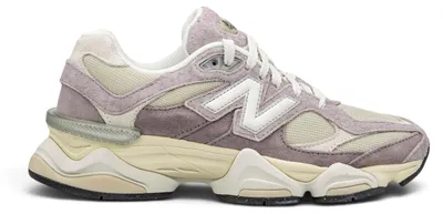 Produktbild von New Balance 9060 Truffle Salt Timber Wolf - Größe 42