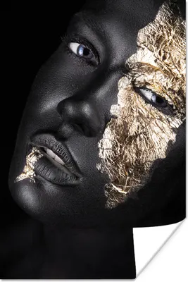 Produktbild von MuchoWow® Poster Frau - Gold - Schwarz 60x90 cm - Wanddekoration