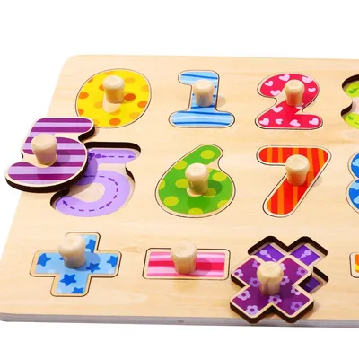 Obrázok produktu pre Drevené puzzle TOOKY TOY Učíme sa počítať čísla pomocou kolíkov