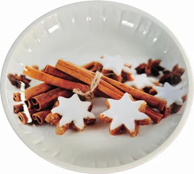 Produktbild von Kesper Weihnachtsteller aus Metall, Keksteller, Ø 32 x 3 cm, mit Plätzchenmotiv,