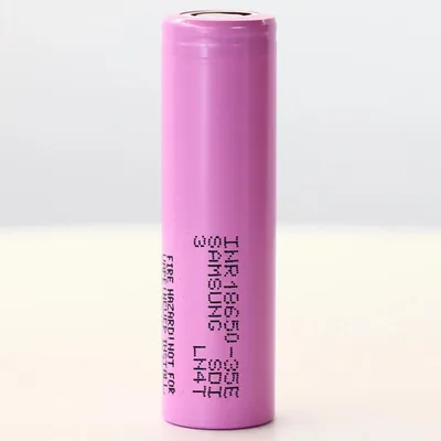 Produktbild von NICHT! für Privatgebrauch, eZigaretten, Taschenlampen, Kameras usw.! 1! Stück Samsung SDI INR18650-35E oder BAK A02 - 3350mAh 3,7V - 18650 Akku