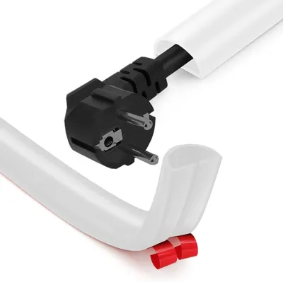 Imagen del producto de Canaleta autoadhesiva de 6 metros - Protector de cables para el hogar y la oficina