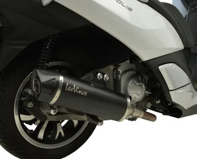 Obrázok produktu pre Zadný tlmič výfuku LeoVince NERO s homologáciou, nerezová oceľ v čiernej farbe, karbónová koncovka, kompatibilný s Peugeot Metropolis 400i, rok výroby 2013 – 2016, E3