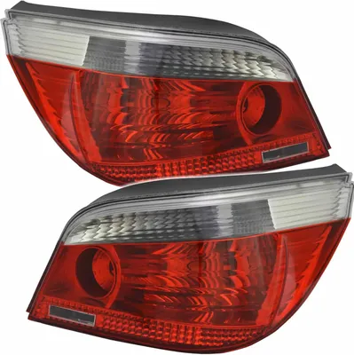 Immagine prodotto di Fanali posteriori SINISTRI + DESTRI per BMW Serie 5 E60 dal 2003-2007