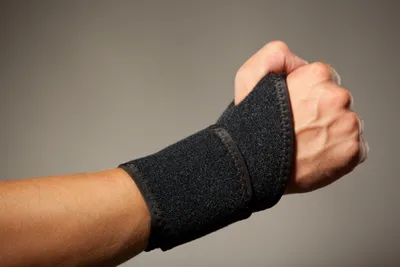 Produktbild von LOREY - Hochwertige Handbandage, Handgelenkstütze, Handbandagen aus Neopren