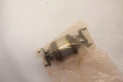 Obrázok produktu pre Originálny katalyzátor Honda, číslo dielu: 18150R41L00
