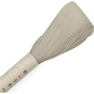 Zdjęcie produktu dla Nici do haftu Sashiko marki Olympus, bawełna, motek, ok. 20 metrów, kolor 38, taupe, wyprodukowane w Japonii