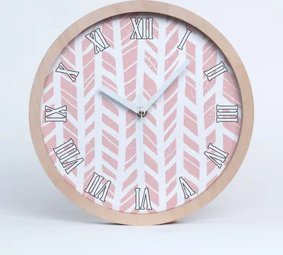 Produktbild von Holzuhr 30fi cm wanduhr - weiße Spitzen - Fischgrätmuster