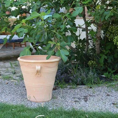 Produktbild von Große Terrakotta-Blumenpflanzer 50 cm - Winterfeste Dekopflanze für Garten und Balkon