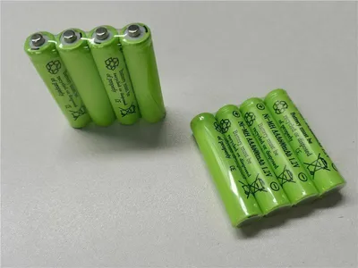 Produktbild von 4 Stück AAA MICRO 1,2V 600mAh NiMh Solar Akku Ersatz Solarleuchte Solarlampe 4X