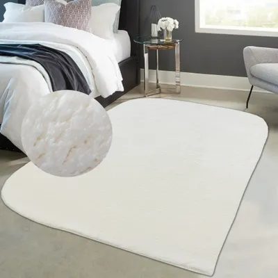 Produktbild von Designer Teppich Rutschfest mit runden Ecken in creme Größe - 60 x 110 cm