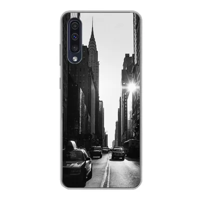 Produktbild von MuchoWow® Handyhülle Schutzhülle Hülle für Samsung Galaxy A30s Eine ruhige Straße in New York in Schwarz und Weiß Silikon Softcase Handy Hülle - Karteninhaber