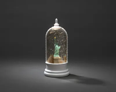 Produktbild von Konstsmide 4295-200 LED Wasserlaterne, "Freiheitsstatue", weiß, wassergefüllt, wählbare Energiefunktion, mit 5h Timer, 1 warm weiße Diode, batteriebetrieben & USB, Innen, 3 x C 1.5V (exkl.)