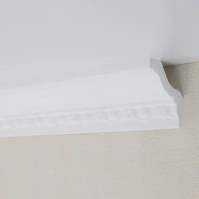 Produktbild von PROVISTON | Stuckleiste | Polystyrol | 48 x 58 x 2000 mm | Weiß | Deckenleiste | Überstreichbar | Einfache Montage | Hochwertig | Stabil und Leicht | 20 Meter