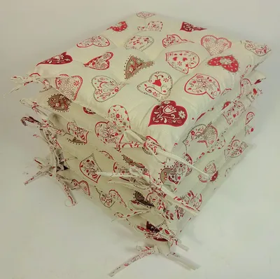 Produktbild von Set 6 x Stuhlkissen/Sitzkissen Fabia 40 x 40 cm Dicke 5 cm, Fb. Mirha Leinen Herz