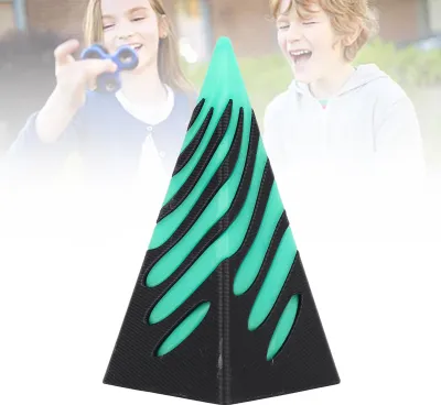 Immagine prodotto di Impossible Pyramid Passthrough, allevia l'ansia, giocattolo da scrivania multifunzionale, rivive lo stress, cono a spirale stampato in 3D per il lavoro, lo studio, verde, nero