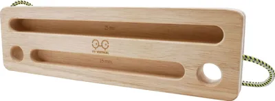 TravelBoard von YY Vertical; aus Holz; mit zwei Griffen und einem Loch für die Befestigung; ideal für Klettertraining.