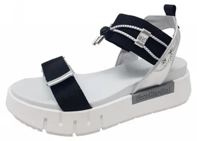 Produktbild von Nero Giardini Sandale Schwarz