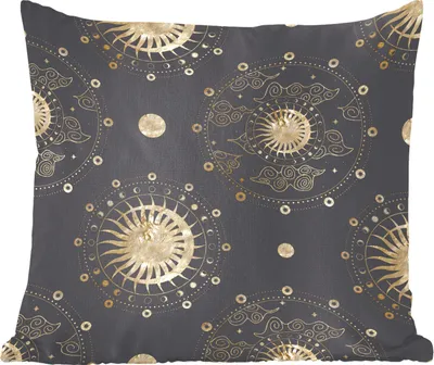 Produktbild von MuchoWow® Zierkissen Sofakissen Wohnzimmer Dekokissen 45x45 cm Muster - Mond - Sonne - Gold - Schlafpolster - Polster für das Sofa