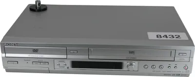 Produktbild von Sony SLV-D960P E | VHS Recorder / DVD Player