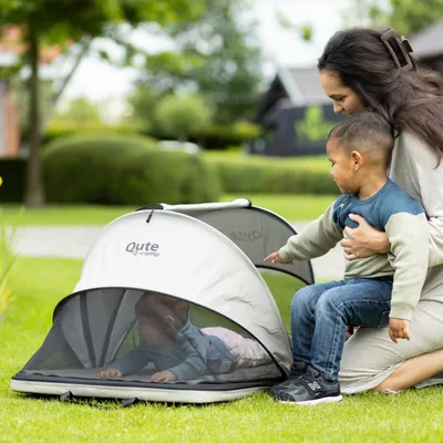 Produktbild von Qute Q-Camp Babyzelt - Black / Army | Klappbares Campingbett
