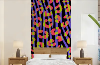 Produktbild von Fotobehang mit Zebra-Neon-Print - 120 cm breit, 240 cm hoch