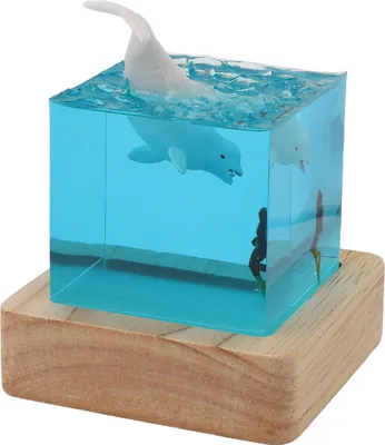 Imagen del producto de Lámpara de noche artesanal en forma de ballena blanca, ideal para buzos, con luz LED RGB, base de madera de roble y conexión USB, perfecta para decorar el dormitorio o la mesita de noche