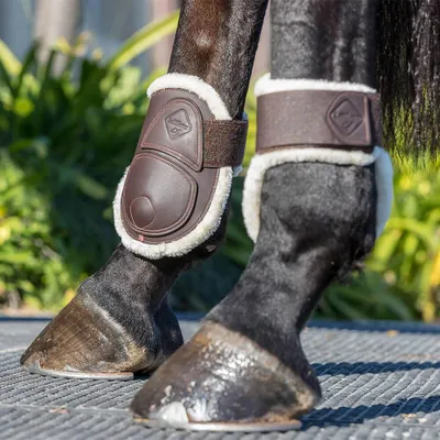 Image de Protections de sabot LeMieux Capella Comfort, couleur : marron, taille : cheval de trait (Cob)