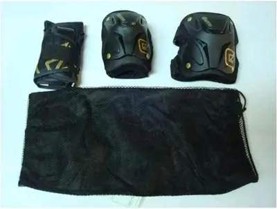 Produktbild von The Toy Company NEW SPORTS Protektoren Set Größe L