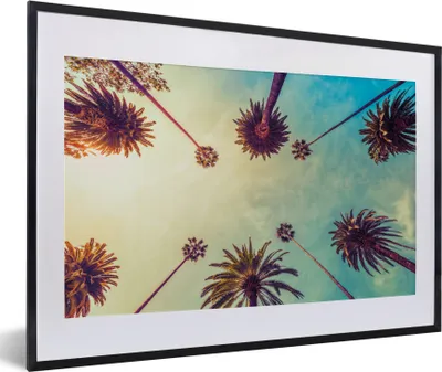 Produktbild von MuchoWow® Gerahmtes Poster Palme - Himmel - Bäume - Sommer - Tropisch 60x40 cm - Poster mit Schwarzem Bilderrahmen Wandposter Rahmen Foto Bilder - Schlafzimmer - Plakat in Rahmen - Drucken