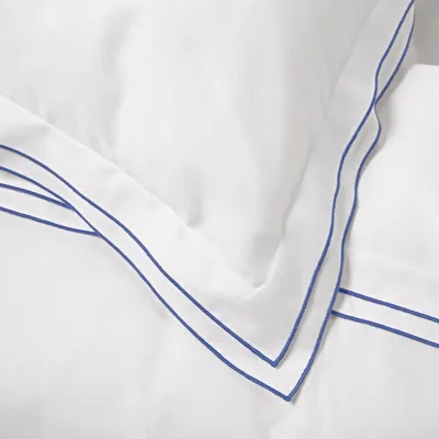Produktbild von Traumschlaf Uni Kissenbezug White Collection Portofino 70x90 cm dark-blue