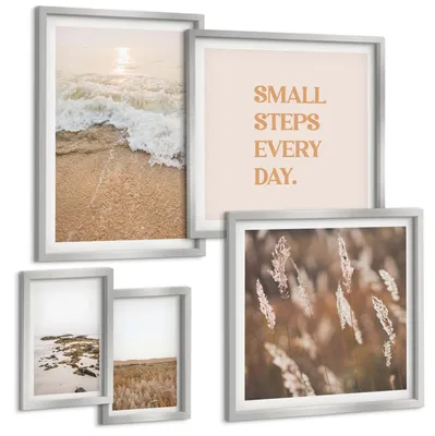 Produktbild von Bilder Set 5-teilig im silbergerahmten Rahmen – Wandbilder 5 Stück – gerahmte Poster für Wohnzimmer, Schlafzimmer und Flur – 50x50 cm - 40x60 cm – Strandwellen, Steine, Sommer