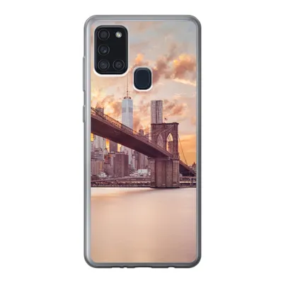 Produktbild von MuchoWow® Handyhülle Schutzhülle Hülle für Samsung Galaxy A21s Brooklyn Bridge und die New Yorker Skyline bei Sonnenuntergang Silikon Softcase Handy Hülle - Hartschale
