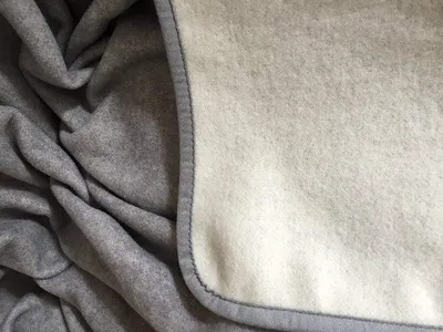 Zdjęcie produktu dla Kołdra 150x200 cm z kaszmiru