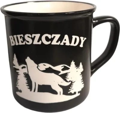 Image de Montagnes des Bieszczady. Tasse en céramique, 400 ml. Noire.
