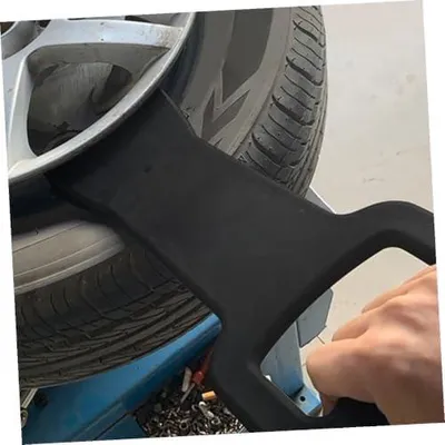 Produktbild von Reifenheber und Reifenabziehstange aus Verbundkunststoff für die einfache Montage und Demontage von Autoreifen in Autoreparaturwerkstätten und beim Reifenwechsel
