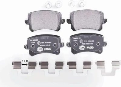 Produktbild von HELLA 8DB 355 025-331 Bremsbeläge Satz Hinten Bremsklötze für VW Golf V Schrägheck (1K1) TIGUAN (5N) Passat Variant (3C5) Passat Variant (365) SHARAN