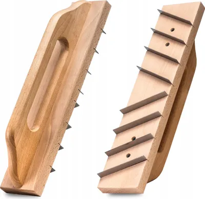 Produktbild von Putzschaber mit Holzgriff und Stahlklingen zum Entfernen von Putz und Unebenheiten
