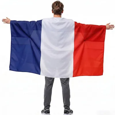 Immagine prodotto di Mantello con la bandiera francese, dimensioni 1,5 x 0,9 metri, realizzato in poliestere, ideale per feste a tema calcistico e altre celebrazioni