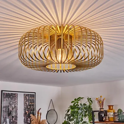 Produktbild von Pieris moderne Deckenlampe aus Metall in Messingfarben