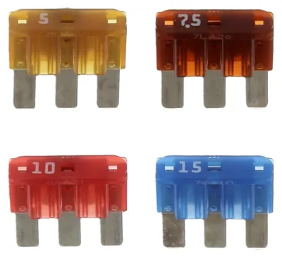Flachsicherungen 4er-Set 5-15 A 32 V 15,3x14,3x3,8 mm