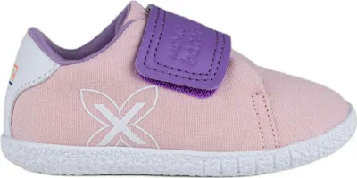 Productafbeelding van Munich sneakers, model 8029001, in de kleur roze, maat 24